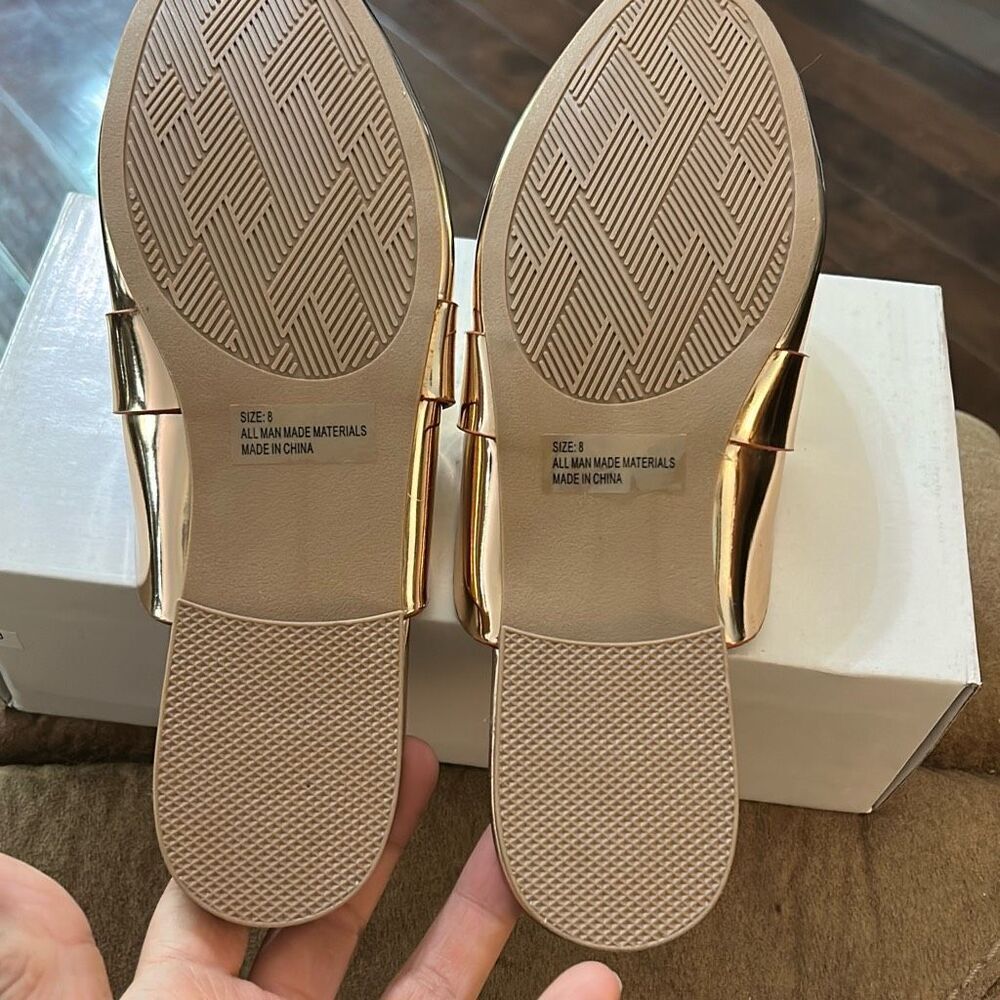 Nib Qupid “Moby-04” Size 8 Metallic Flat Mules Ro… - image 6